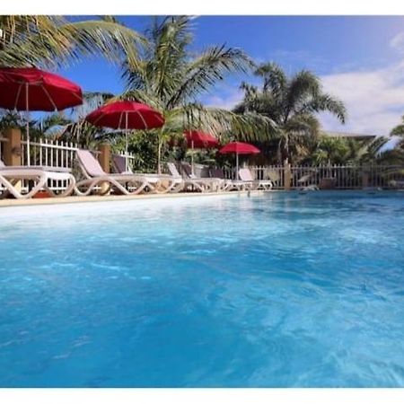 F2 Residence Oasis Terre Rouge A แซ็ง-ปีแยร์ ภายนอก รูปภาพ