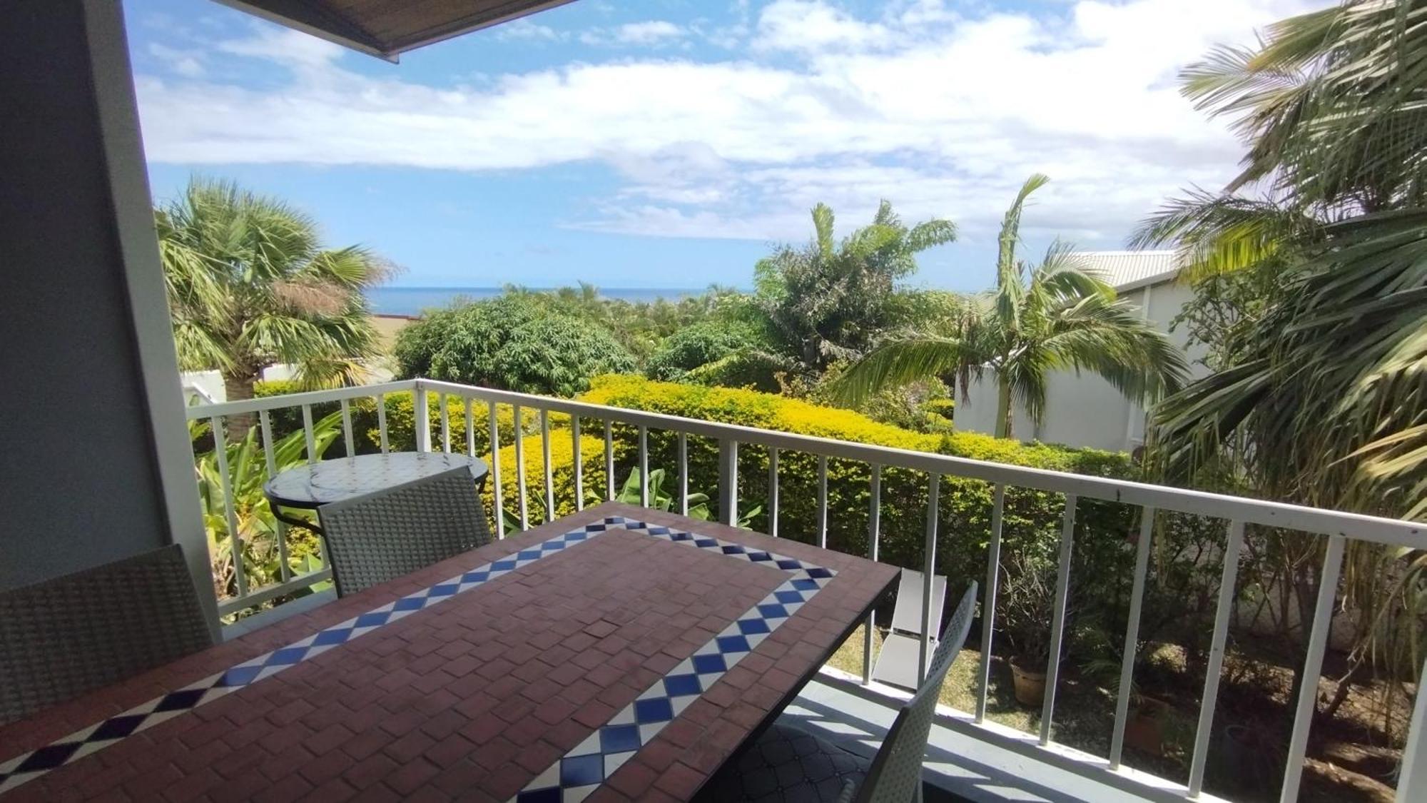 F2 Residence Oasis Terre Rouge A แซ็ง-ปีแยร์ ภายนอก รูปภาพ